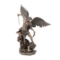 Imagen Arcangel Miguel sobre demonio - resina 40x25x52 cm (Dorado Viejo)